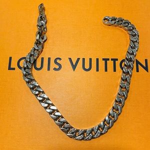 Louis Vuitton link chain necklace